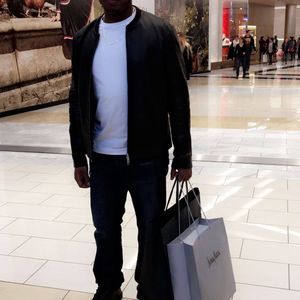 Meet your Posher, Malik